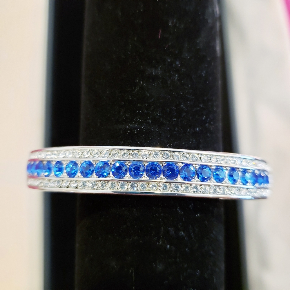 JBK replica hinged bracelet